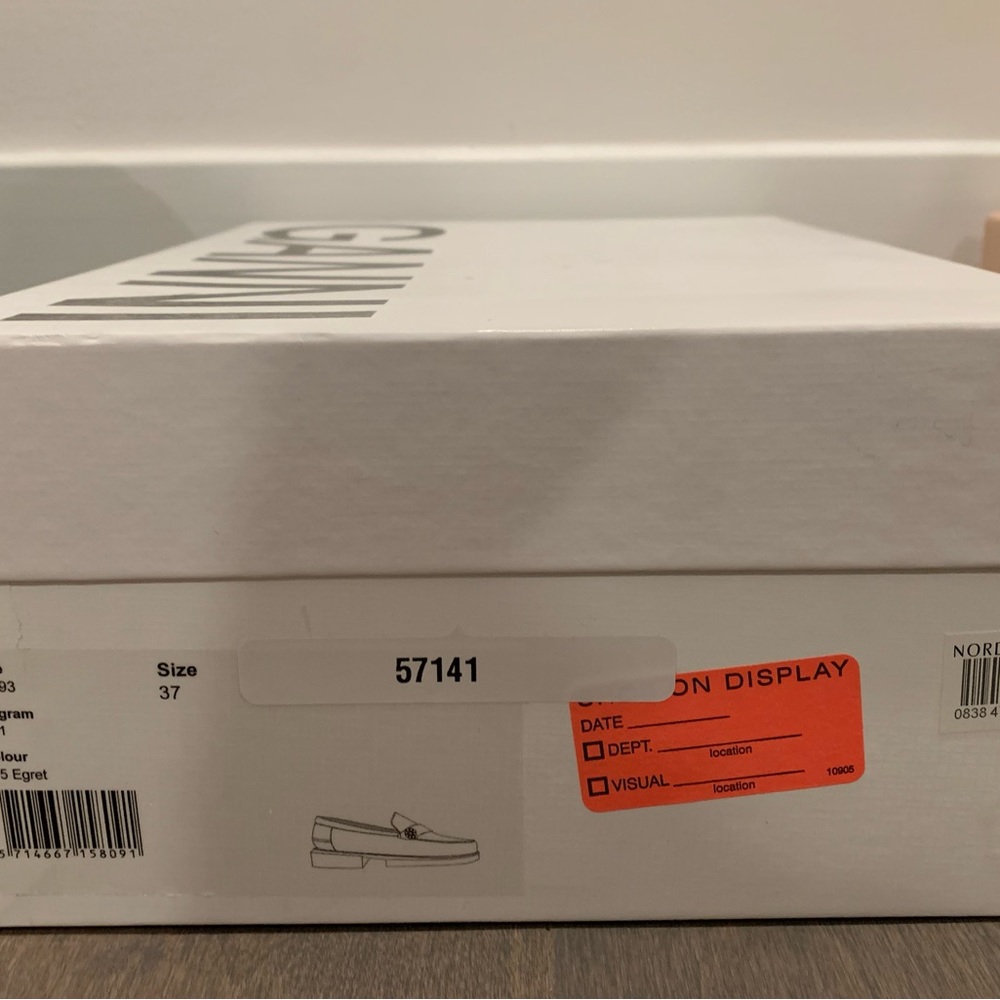 AREA Shoe Box - Picture 3 of 5